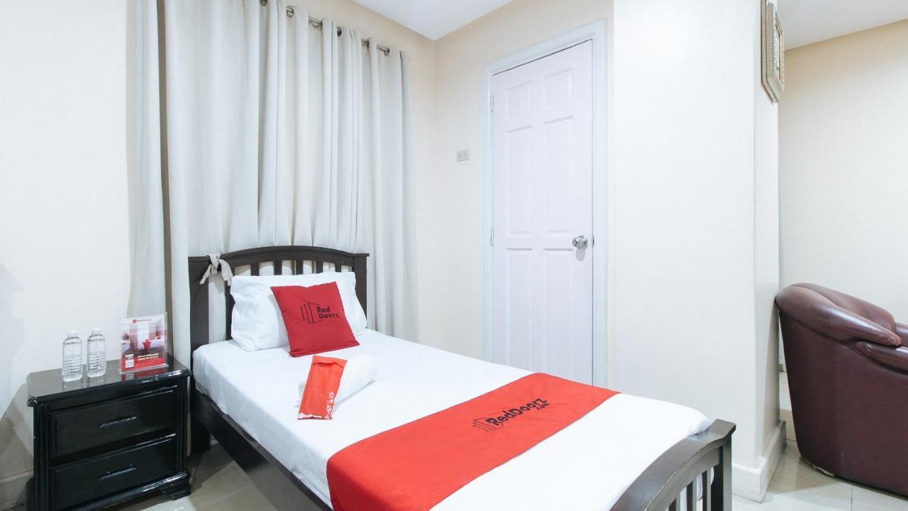 Reddoorz Plus @ Better Living Paranaque Paranaque City Εξωτερικό φωτογραφία