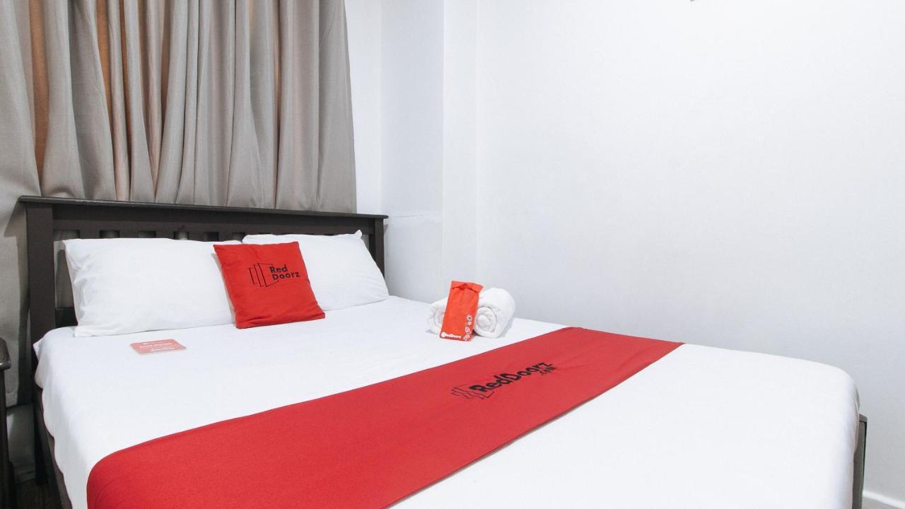 Reddoorz Plus @ Better Living Paranaque Paranaque City Εξωτερικό φωτογραφία